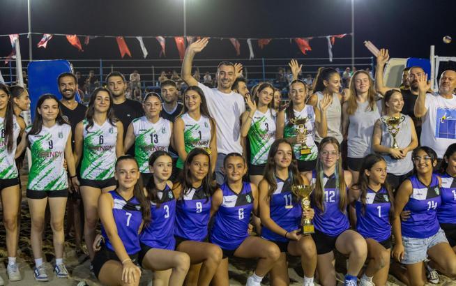 Manavgat'ta Plaj Voleybolu Halk Turnuvası başladı