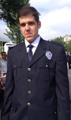 Polis memuru, rahatsızlanan eşinin yanına giderken kazada yaşamını yitirdi