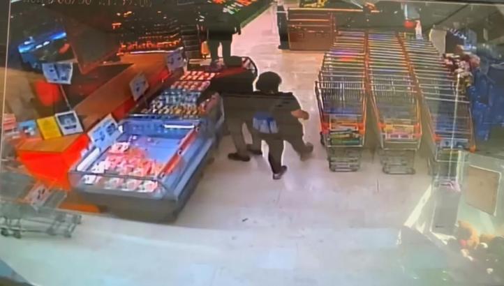 İstanbul-Beşiktaş'ta öldürdüğü bebeğini çöpe atıp alışverişe giden annenin yeni görüntüleri ortaya çıktı