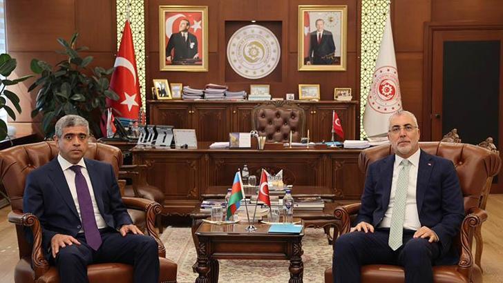 Bakan Işıkhan, Azerbaycanlı mevkidaşı Aliyev ile bir araya geldi