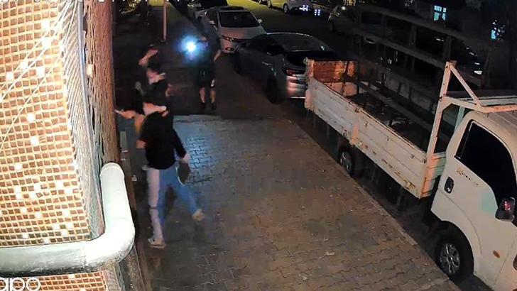 Ümraniye'de iş yerine çekiçli saldırı: 2 şüpheli yakalandı