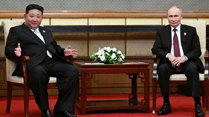 Rusya Devlet Başkanı Putin, Kuzey Kore lideri Kim ile Pekin'de görüştü