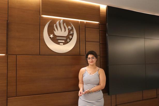 Depremzede İdil, depremde ölen annesinin hayalini gerçekleştirdi