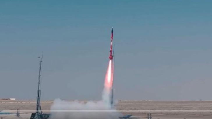 Bakan Kacır'dan Özel'e çekirgeli roket göndermesi