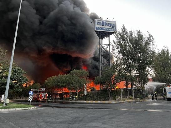 Kayseri’de tekstil fabrikasında yangın