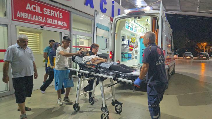 Halı saha maçında başına taşla vurularak ağır yaralandı