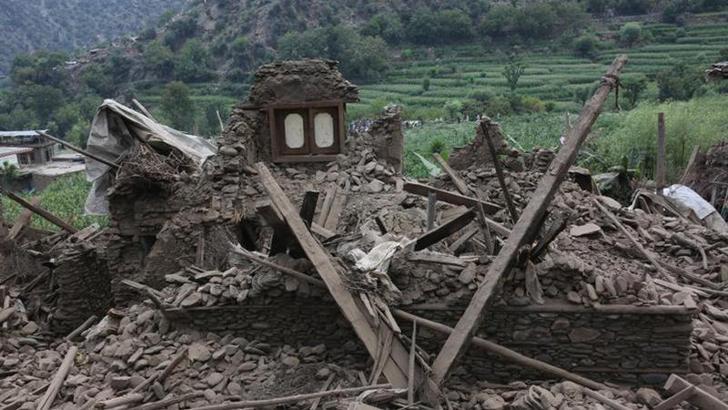 Afganistan'da meydana gelen depremde hayatını kaybedenlerin sayısı 2 bin 205’e yükseldi