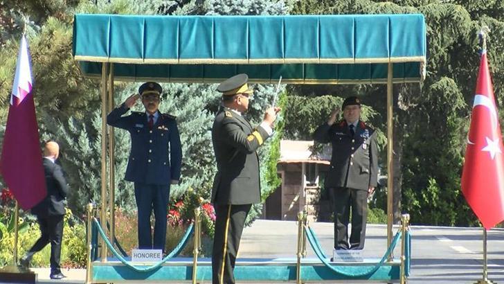 Genelkurmay Başkanı Bayraktaroğlu, Katarlı mevkidaşı Al-Mannai ile görüştü