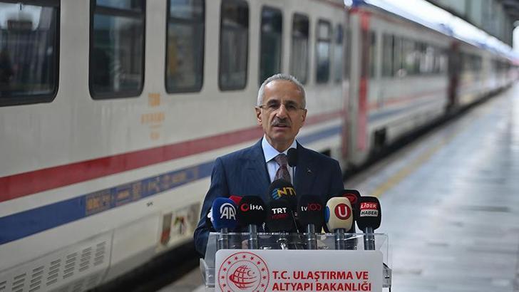 Bakan Uraloğlu'ndan, Paris-İstanbul tren seferlerine ilişkin açıklama