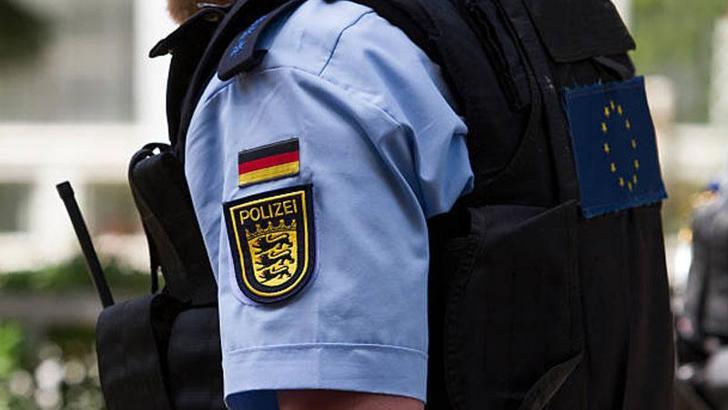 Almanya’da bıçaklı saldırı