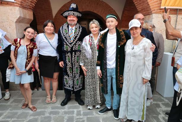 Menemen’de festival coşkusu 'Hemhal' ile başladı