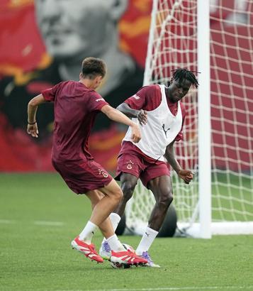 Galatasaray’da Eyüpspor maçı hazırlıkları sürüyor