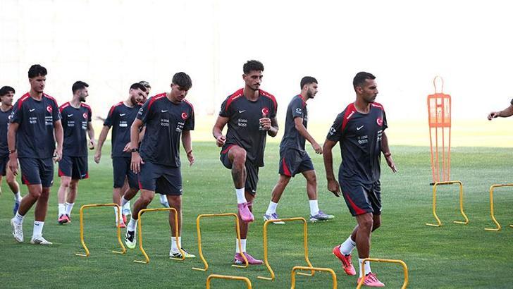 A Milli Futbol Takımı, İspanya maçı hazırlıklarına başladı