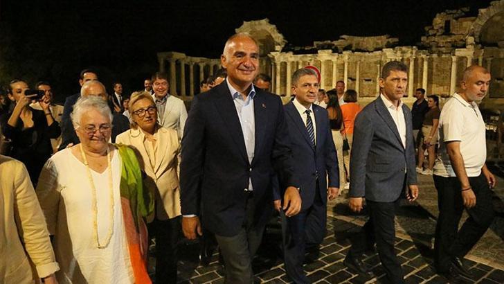 Bakan Ersoy: Geleceğe Miras projesi ülke genelinde 251 kazı alanına yayıldı