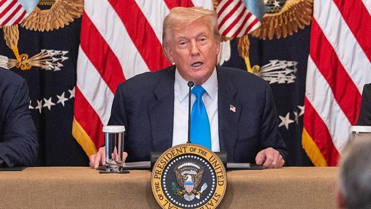 Trump'tan Chicago paylaşımı: Sabahları sınır dışı kokusunu seviyorum