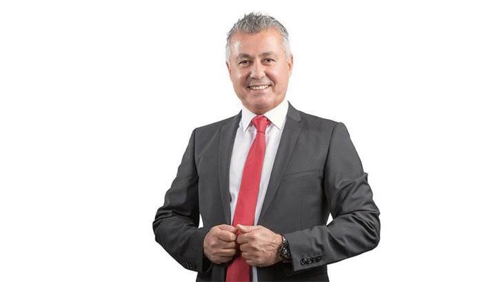 Eski Manavgat Belediye Başkanı Şükrü Sözen, yurt dışına çıkmak isterken gözaltına alındı