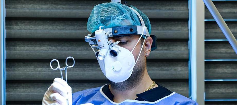 'Otel odasında saç ekimi olmaz'