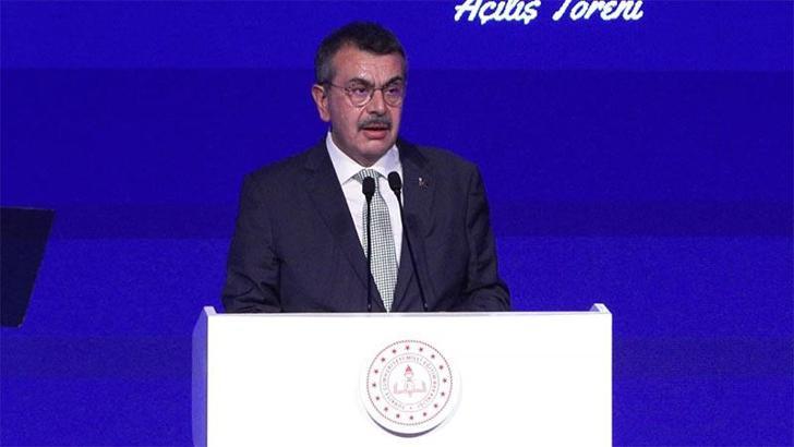 Bakan Tekin: Bu toprakların dili de, ezgisi de, duası da birbirinin hasmı değil hasretidir