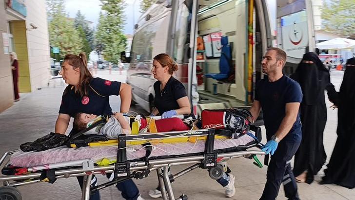 Bursa'da 3'üncü kattan düşen Ayea, ağır yaralandı