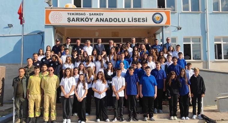 Şarköy'de öğrencilere orman yangını bilgilendirmesi