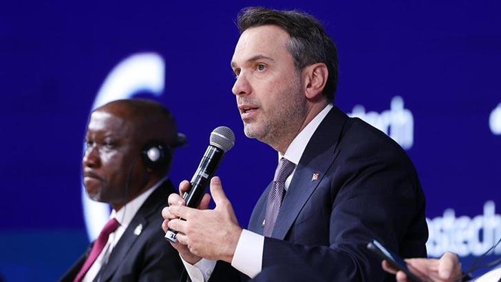 Bakan Bayraktar, İtalya’da Gastech 2025 Forumu’na katıldı