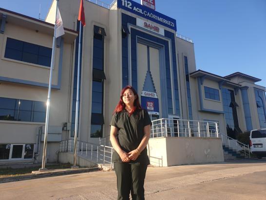 112 hekimi telefonla yönlendirdi, Heimlich ve kalp masajı yaptırdı; hastanede kurtarılamadı