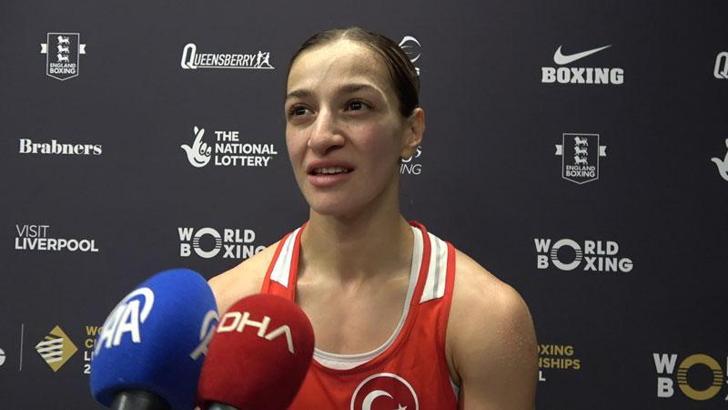 Buse Naz Çakıroğlu, Dünya Boks Şampiyonası'nda yarı finale yükseldi
