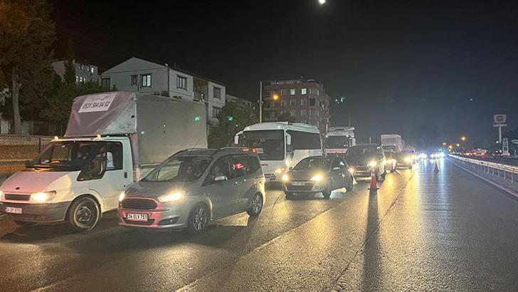 Kocaeli’de iki otomobil çarpıştı: 4 yaralı