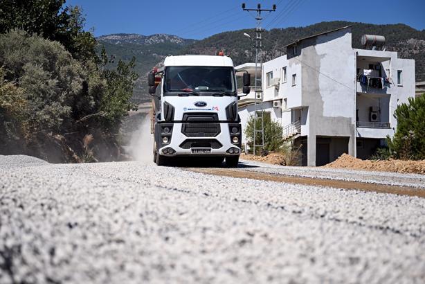 Anamur grup yolları Avrupa standardına yükseldi