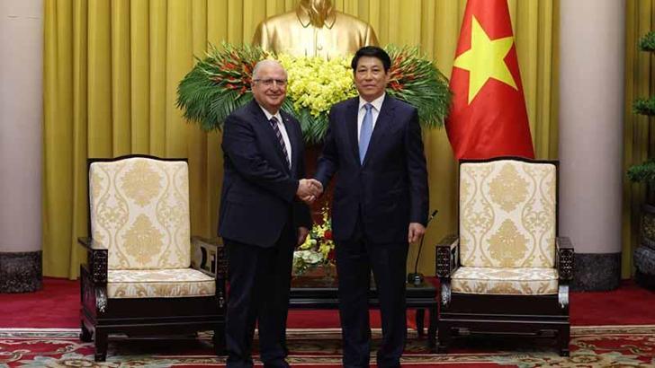 Bakan Güler, Vietnam Cumhurbaşkanı Cuong tarafından kabul edildi