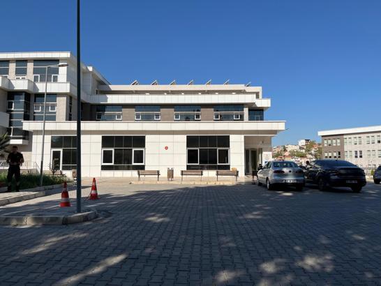 Eski sevgilisini tabancayla öldürüp, 2 kişiyi yaraladıktan sonra intihar etti