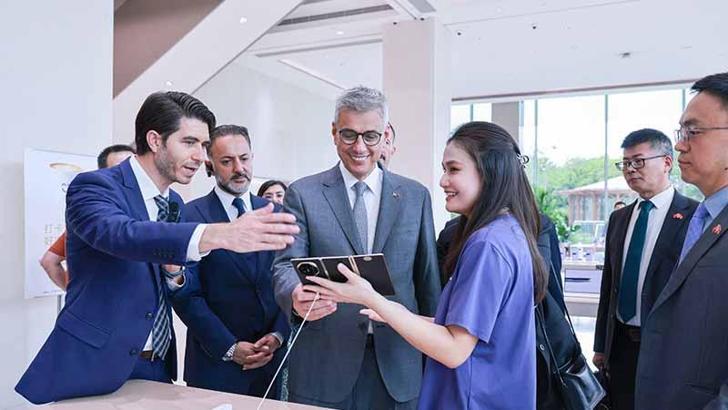 Bakan Memişoğlu, Huawei Genel Merkezi’ni ziyaret etti