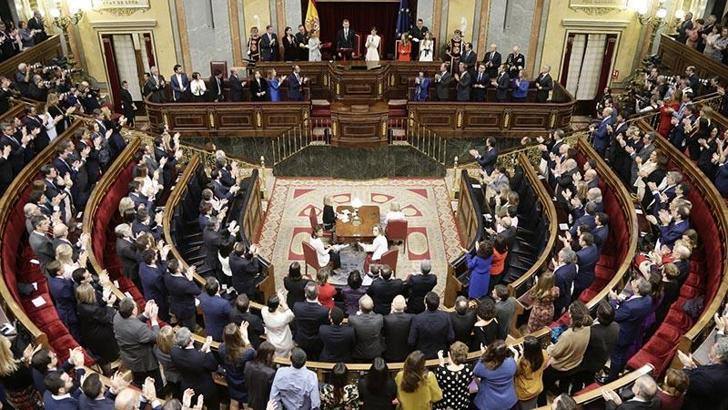 İspanya'da haftalık çalışma saatini düşüren yasa tasarısı Meclis'te reddedildi