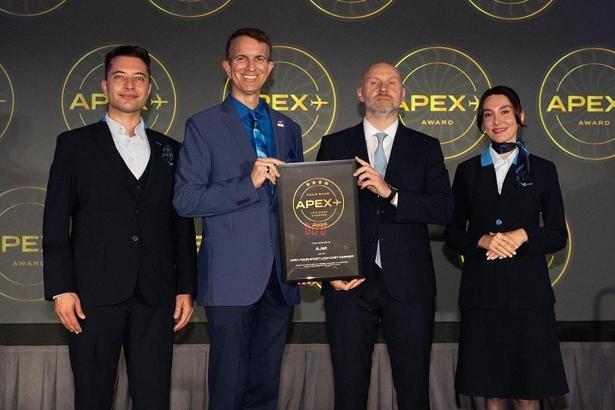 AJet’e APEX’ten ödül