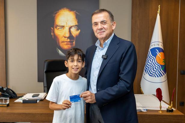 Başkan Özyiğit, minik çevreci ile buluştu