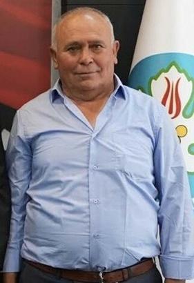 Devrilen traktörün sürücüsü öldü