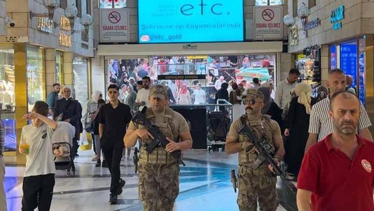 Kuyumcuyu tehdit edip, 10 milyon avro haraç istediler