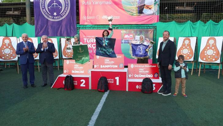 Ümraniye’de 9’uncu Geleneksel Türk Okçuluğu Puta Yarışması gerçekleşti