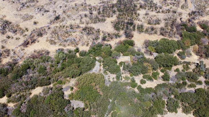 Assos Antik Kenti'nde giriş yönündeki nekropol alanının izleri araştırılacak