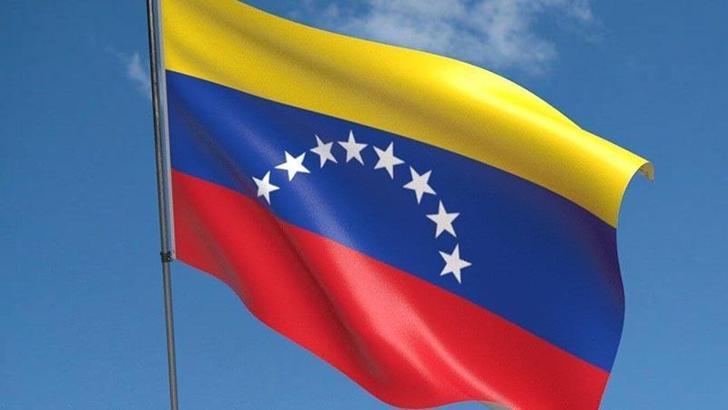 Venezuela: ABD Karayipler’de istihbarat uçuşları düzenliyor