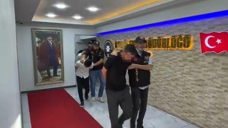 İzmir'de dolandırıcılık operasyonunda 53 tutuklama