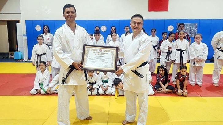 Başsavcı Oğuzhan Dönmez karatede siyah kuşak aldı