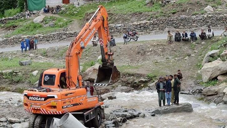 Pakistan’da muson yağmurları nedeniyle hayatını kaybedenlerin sayısı 985'e yükseldi