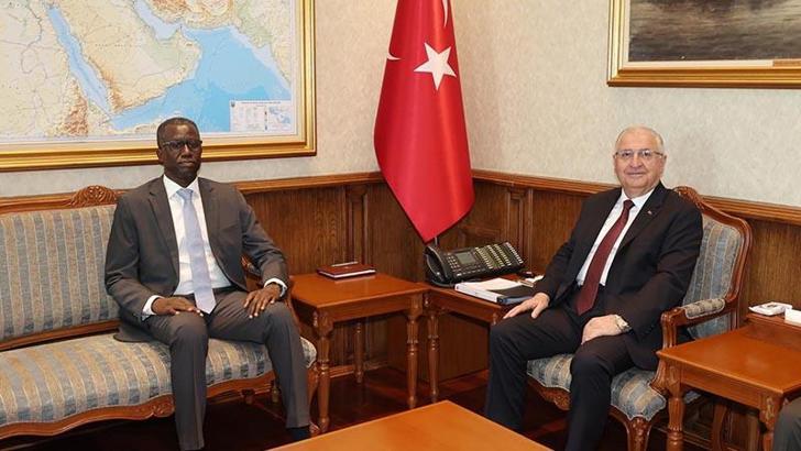 Bakan Güler, Nijerli mevkidaşı ile görüştü