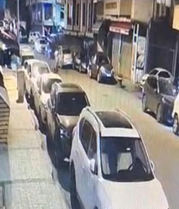 İstanbul - Eyüpsultan’da 20 yaşındaki motosiklet sürücüsü hayatını kaybetti; kaza anı kamerada