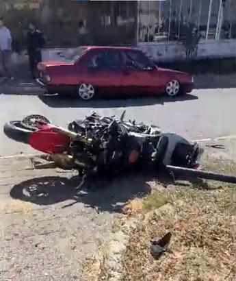 Tamir ettiği motosikletin test sürüşünde yaralandı