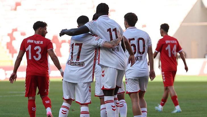 Sivasspor, Şiran Yıldız Spor'u 2-1 mağlup ederek bir üst tura yükseldi