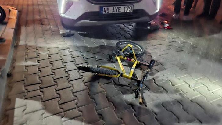 Otomobilin çarptığı 11 yaşındaki bisiklet sürücüsü ağır yaralandı