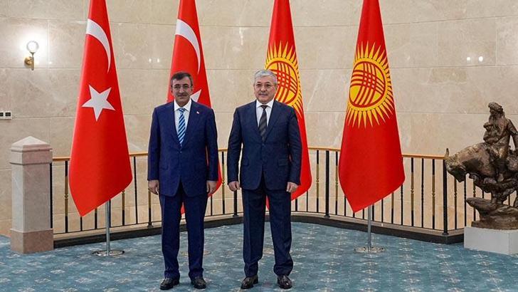 Cumhurbaşkanı Yardımcısı Yılmaz, Kırgızistan’da ekonomi komisyonu imza törenine katıldı