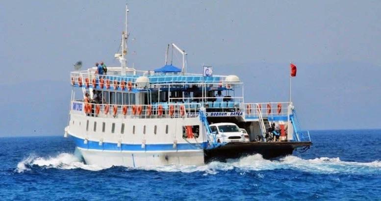 Bodrum'da feribota fırtına engeli